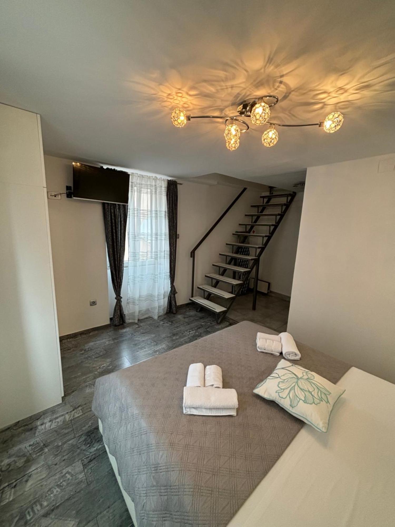 Apartment Cvita Split Exterior foto